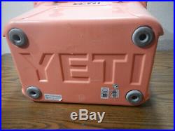 Yeti Roadie 20 Cooler coral Limited Edition