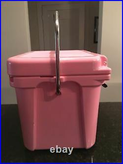 Yeti Roadie 20 Hard Cooler Pink Limited Edition Breast Cancer Awareness