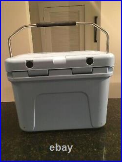 Yeti Roadie 20 Ice Blue Hard Cooler Sold Out