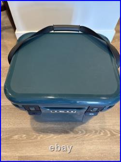 Yeti Roadie 24 Agave Teal Hard Cooler! Retired Color! Used Twice