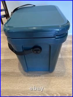 Yeti Roadie 24 Agave Teal Hard Cooler! Retired Color! Used Twice