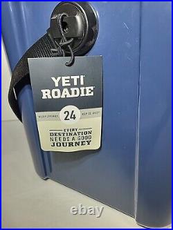 Yeti Roadie 24 Cooler Navy- FAST SHIPPING