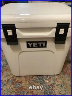 Yeti Roadie 24 Hard Cooler White