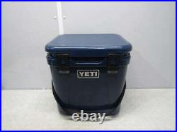 Yeti Roadie 24 Navy Hard Cooler