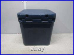 Yeti Roadie 24 Navy Hard Cooler