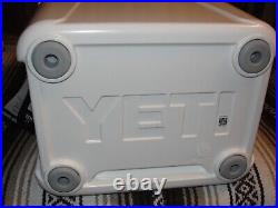 Yeti Roadie 24 Quart Hard Sided Beverage Cooler Wine Bottles White Made USA New