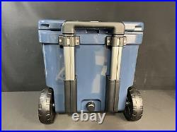 Yeti Roadie 48 Wheeled Cooler with Retractable Periscope Handle Navy New Open