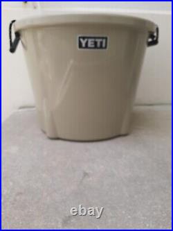 Yeti Tank 85 Ice Bucket