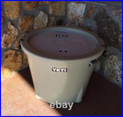 Yeti Tank 85qt Ice Bucket(White&Tan)