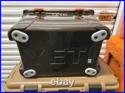 Yeti Tundra 35 Cooler, Wetlands Brown Limited Edition RARE New With Tags
