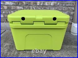 Yeti Tundra 35 Hard Cooler Chartreuse RARE Excellent Condition SEE PICS