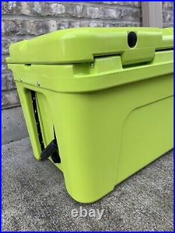 Yeti Tundra 35 Hard Cooler Chartreuse RARE Excellent Condition SEE PICS