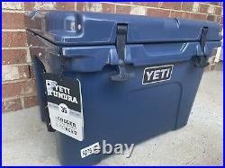 Yeti Tundra 35 Hard Cooler Navy