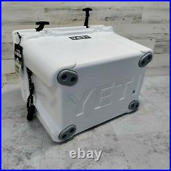 Yeti Tundra 35 Portable Cooler Polyurethane Foam Insulation 35 Quarts White