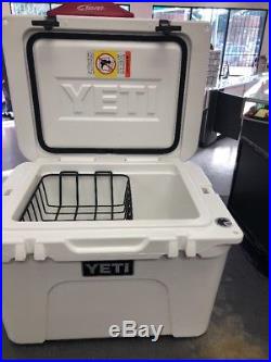 Yeti Tundra 35 Qt Cooler/Ice Chest WHITE