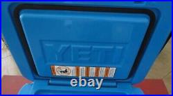 Yeti Tundra 35 Quart Hard Cooler Big Blue Wave NEW