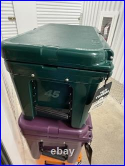 Yeti Tundra 45 Black Forest Green Cooler Awesome New With Tag