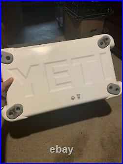 Yeti Tundra 45 Cooler Coors Light Limited Edition. Used Once. Unregistered