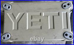 Yeti Tundra 45 Cooler Dessert Tan