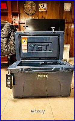 Yeti Tundra 45 Cooler Navy Blue