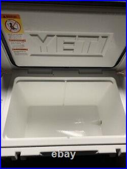 Yeti Tundra 45 Hard Cooler COORS Limited Edition RARE Excellent Condition