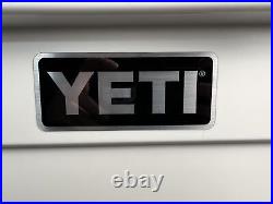 Yeti Tundra 45 Hard Cooler White GS3116-1 New Please Read