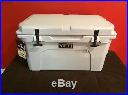 Yeti Tundra 45 QT Cooler With Basket Blue YT45C Limited Edition New Retail $349