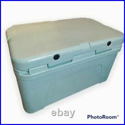 Yeti Tundra 45 QT Seafoam Cooler YT45SG Large Capacity 45 Quart Airtight