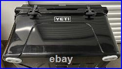 Yeti Tundra 45 RARE BLACK Cooler Awesome SOLD OUT! New With Tags LIMITED ED