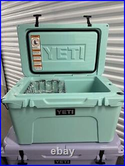 Yeti Tundra 45 RARE Seafoam Green Cooler Store Display Nothing Ever Inside