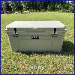 Yeti Tundra YT65W 65-Quart Cooler Box DESERT TAN