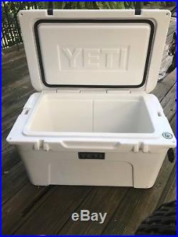 Yeti tundra 45 cooler With SC PALMETTO AND MOON